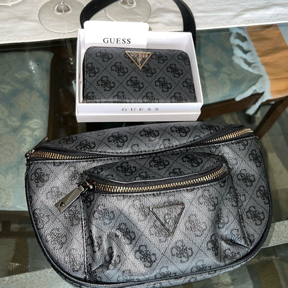 Guess Black Manhattan Belt Bag w/ Matching Wallet (Coal Logo)